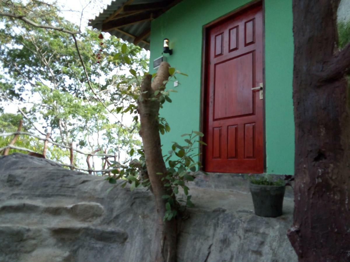 Inn On The Rock Daambulla Dambulla Extérieur photo